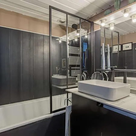 En Front De Avec Piscine Et Wi-fi A - Fr-1-3-621 公寓